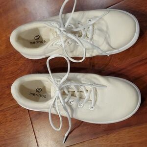 Merinos wool cream color sneaker